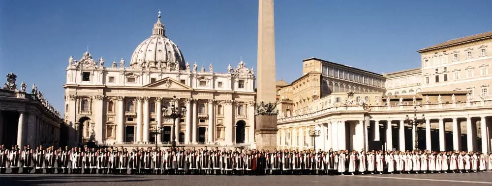 Place Saint-Pierre et basilique Saint-Pierre au Vatican