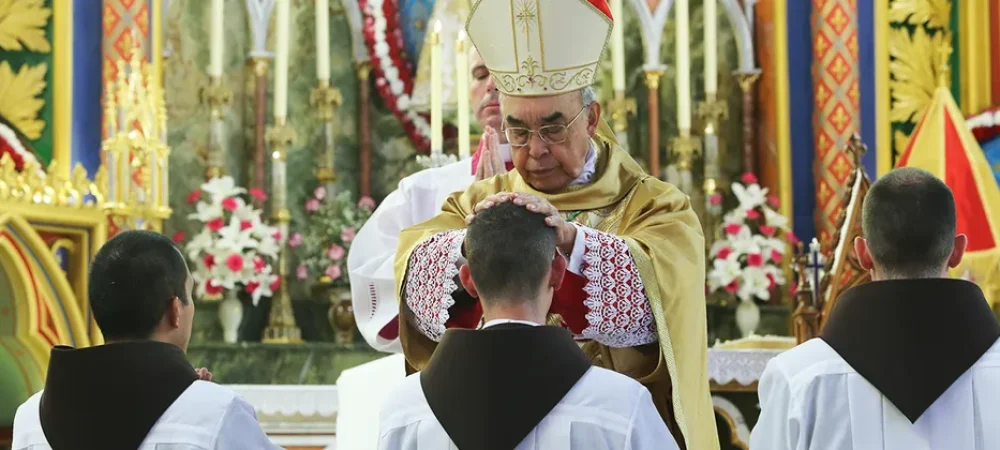 ZEbFohRJ7ZgvmJmhYv7Hjt_medium